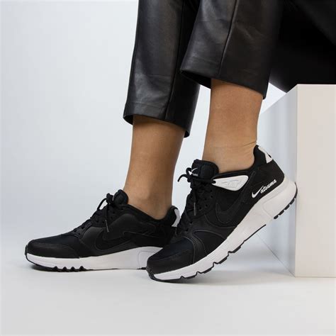 nike sneakers zwart dames|Nike casual sneakers for women.